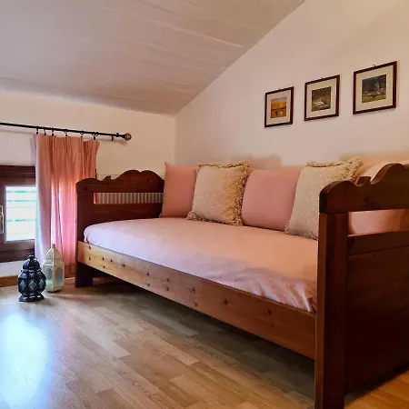Kostoula Villa Karavomylos