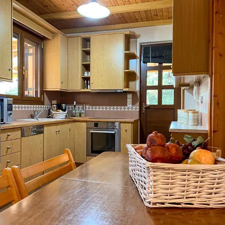 Villa Kostoula *